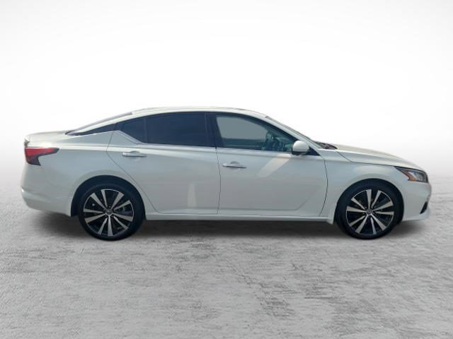 Used 2022 Nissan Altima 2.5 Platinum image 5