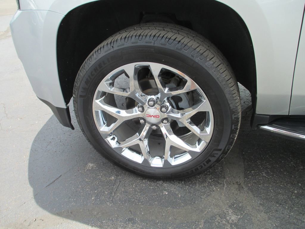 Used 2019 GMC Yukon SLT w/ Open Road Package AWD/4WD image 14
