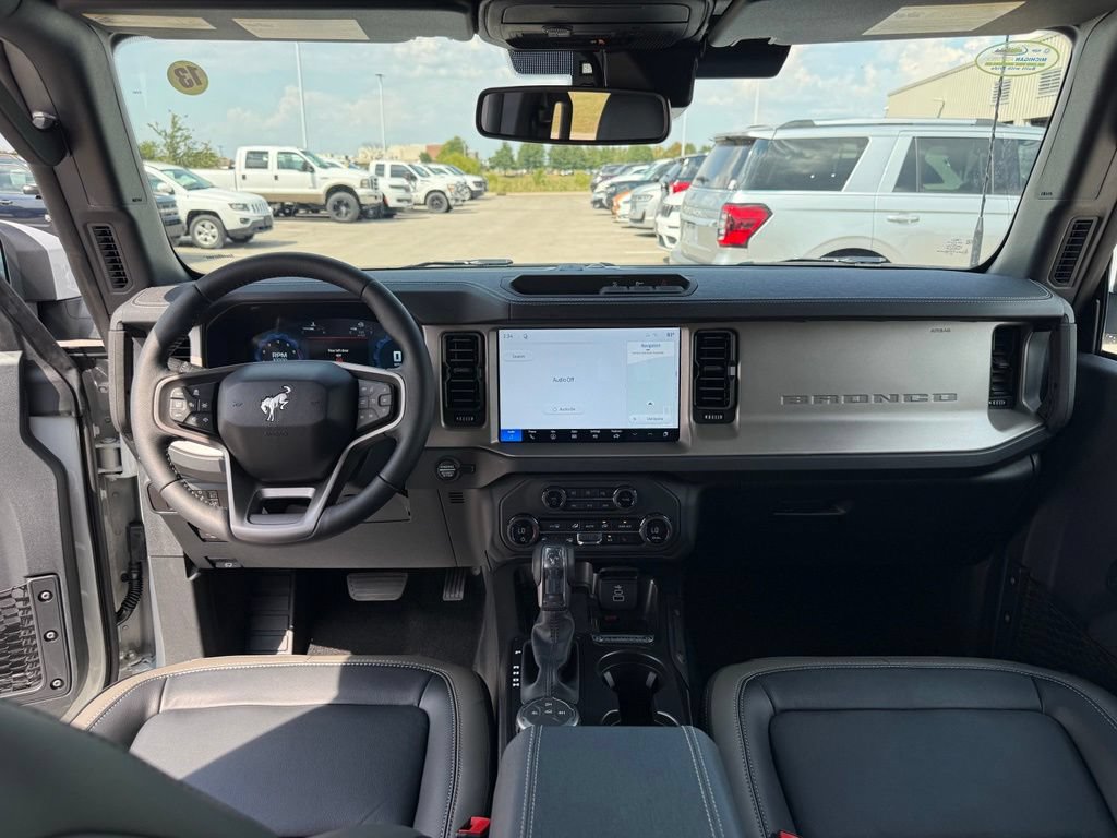 New 2026 Ford Bronco Outer Banks AWD/4WD image 13