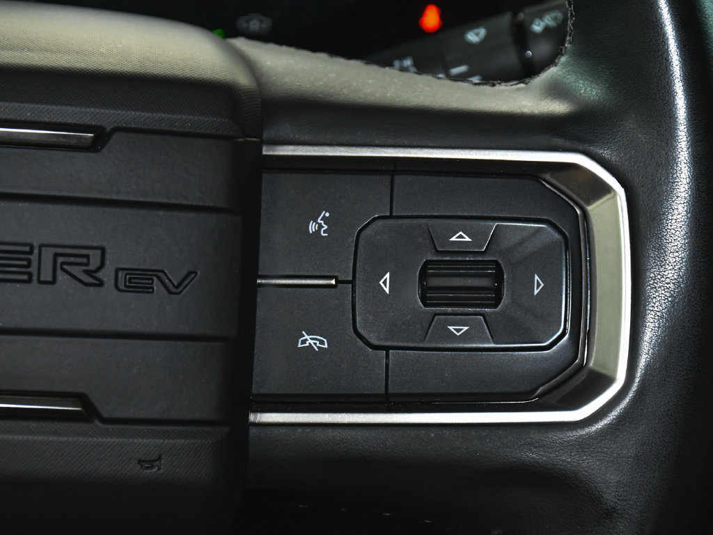 Used 2025 GMC Hummer EV 3X AWD/4WD image 31