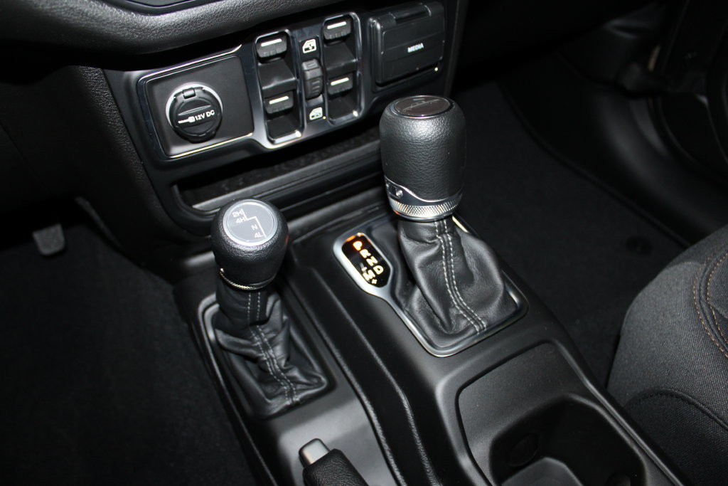 New 2026 Jeep Gladiator Sport AWD/4WD image 22