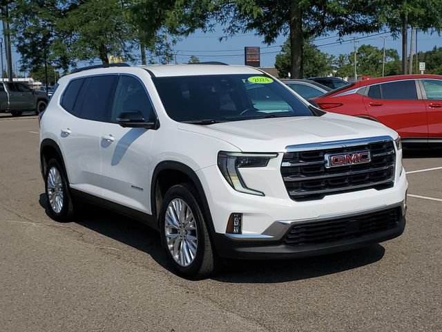 Used 2024 GMC Acadia Elevation AWD/4WD image 2