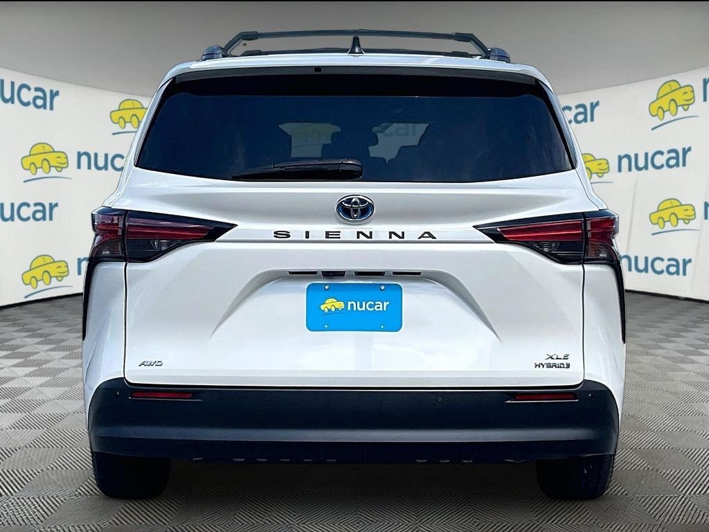 Used 2021 Toyota Sienna XLE w/ XLE Plus Package AWD/4WD image 5