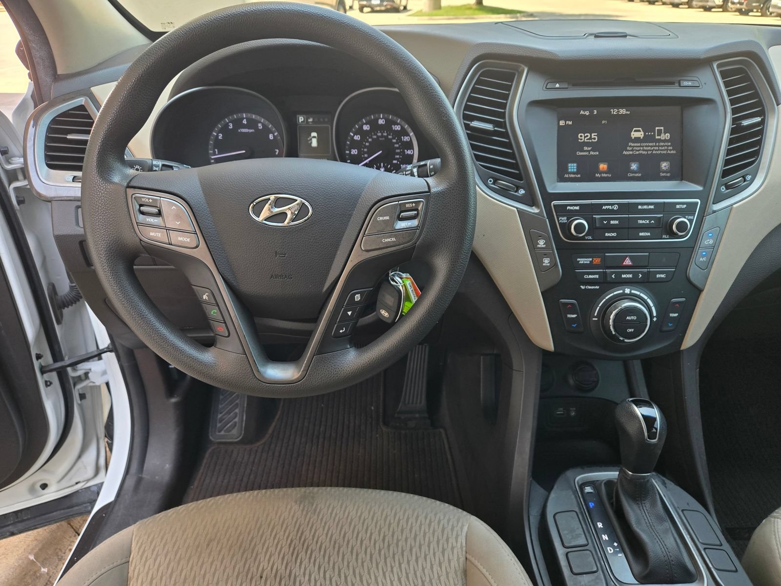 Used 2017 Hyundai Santa Fe Sport FWD image 10