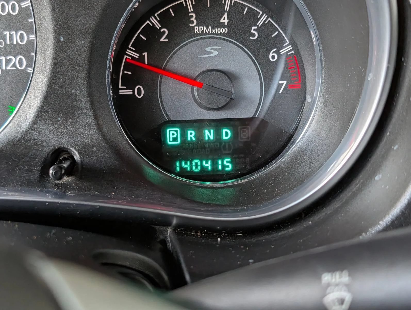 Used 2012 Chrysler 200 S FWD image 18