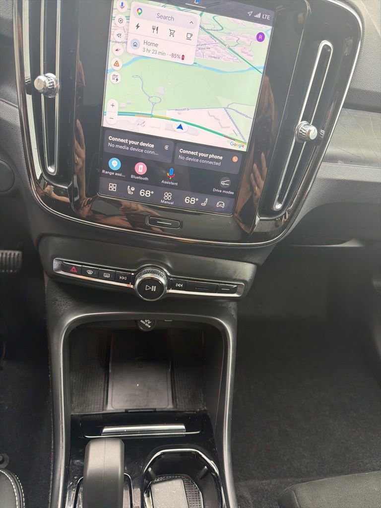 Used 2023 Volvo C40 P8 Recharge Ultimate AWD/4WD image 10