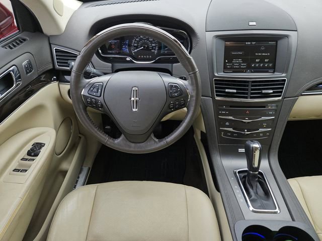 Used 2015 Lincoln MKT AWD w/ Equipment Group 201A image 5