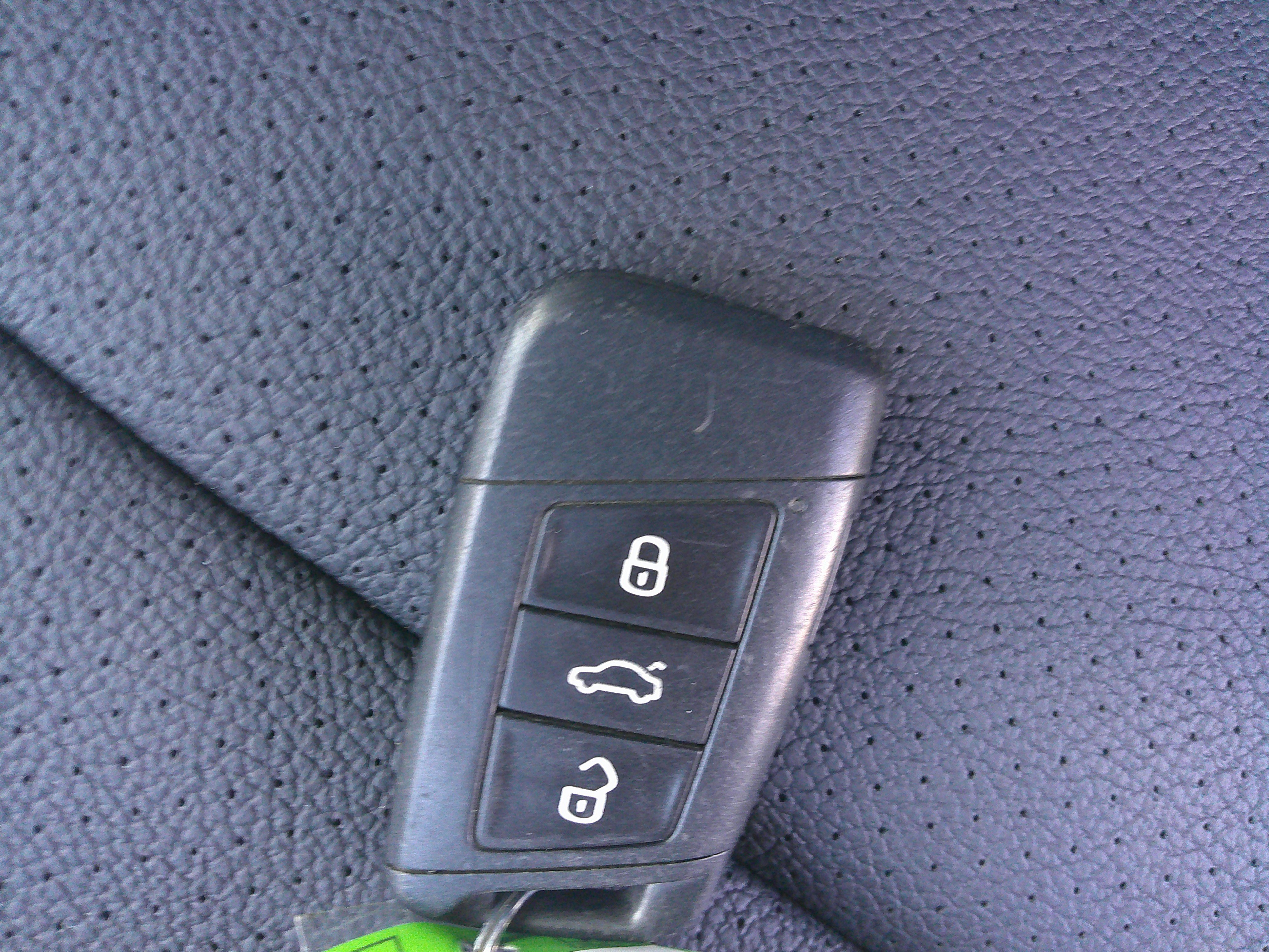 Used 2018 Volkswagen Atlas SE image 37