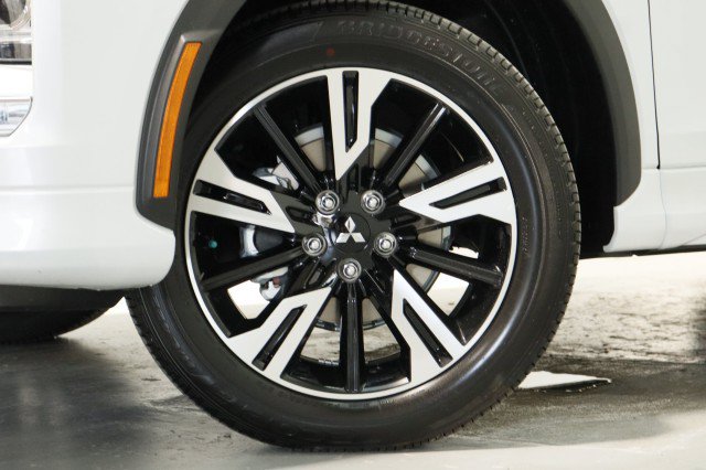New 2026 Mitsubishi Eclipse Cross SEL AWD/4WD image 3