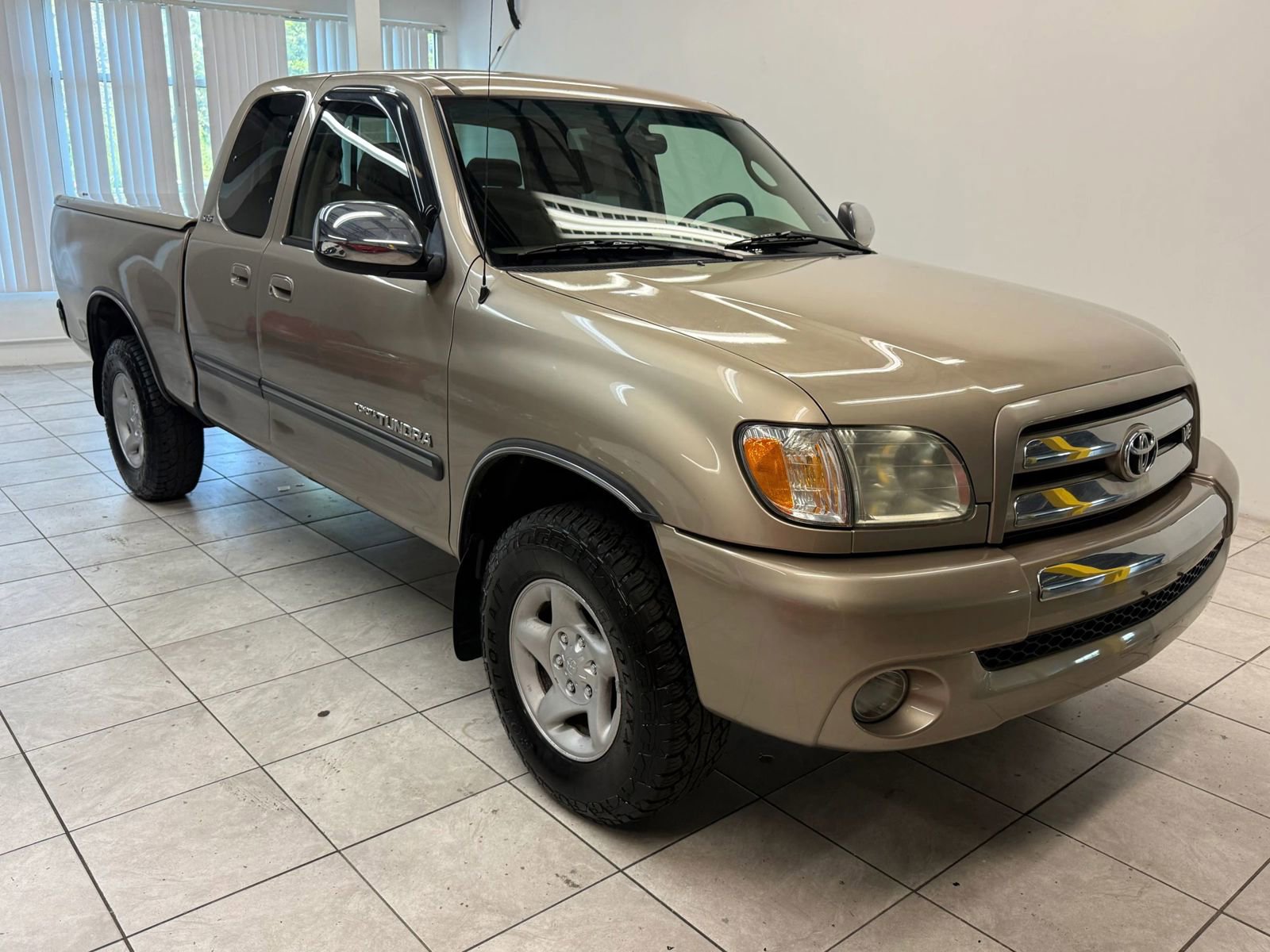 Used 2003 Toyota Tundra SR5 AWD/4WD image 1