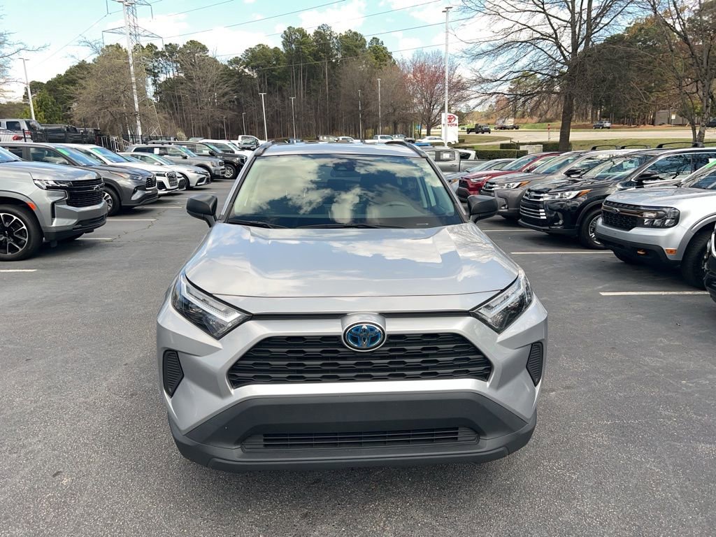 Used 2023 Toyota RAV4 LE image 7