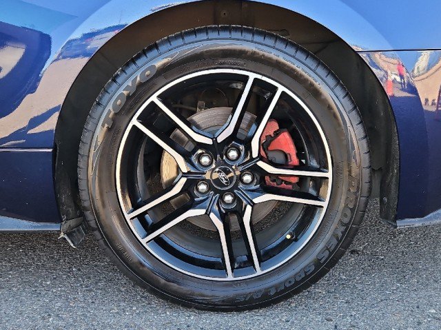 Used 2020 Ford Mustang Premium image 24