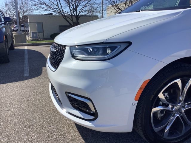 Used 2024 Chrysler Pacifica Pinnacle image 39