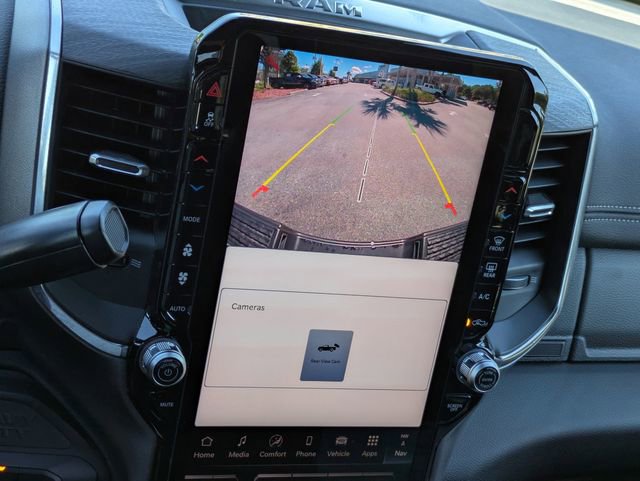 Used 2025 RAM 3500 Laramie image 34