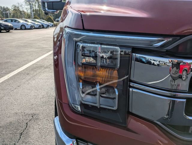 Used 2023 Ford F150 Lariat w/ Trailer Tow Package image 10