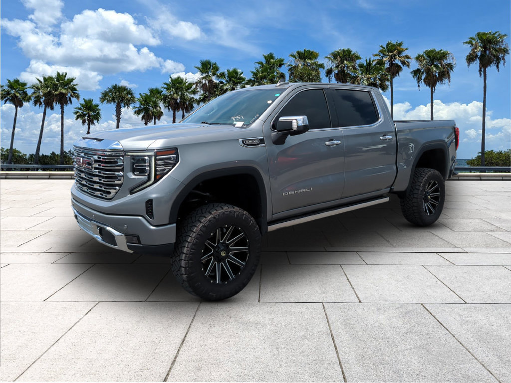 Used 2024 GMC Sierra 1500 Denali w/ Denali Reserve Package AWD/4WD image 3