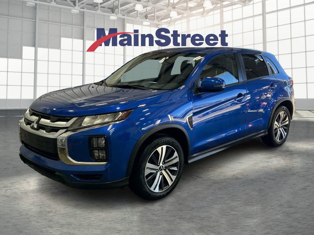 Used 2024 Mitsubishi Outlander Sport SE image 1