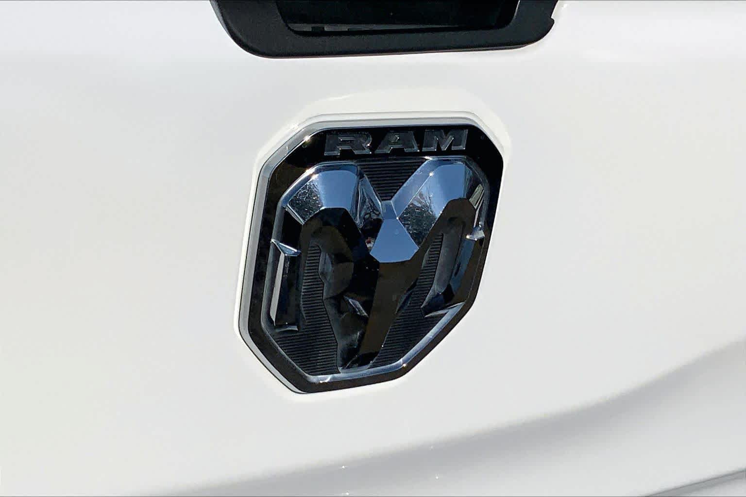 Used 2023 RAM 1500 Big Horn AWD/4WD image 31