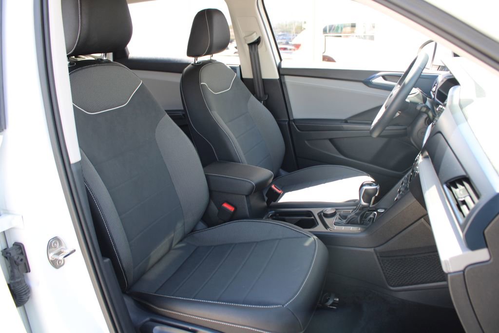 Certified 2024 Volkswagen Taos SE AWD/4WD image 25