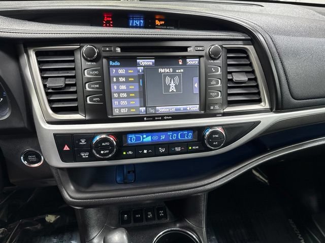 Used 2019 Toyota Highlander SE AWD/4WD image 20