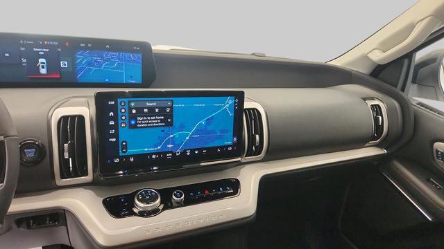 New 2025 Ford Expedition Max Active image 18