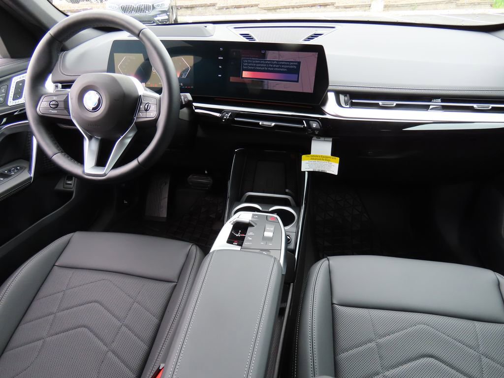 New 2025 BMW X1 xDrive28i w/ Premium Package image 18