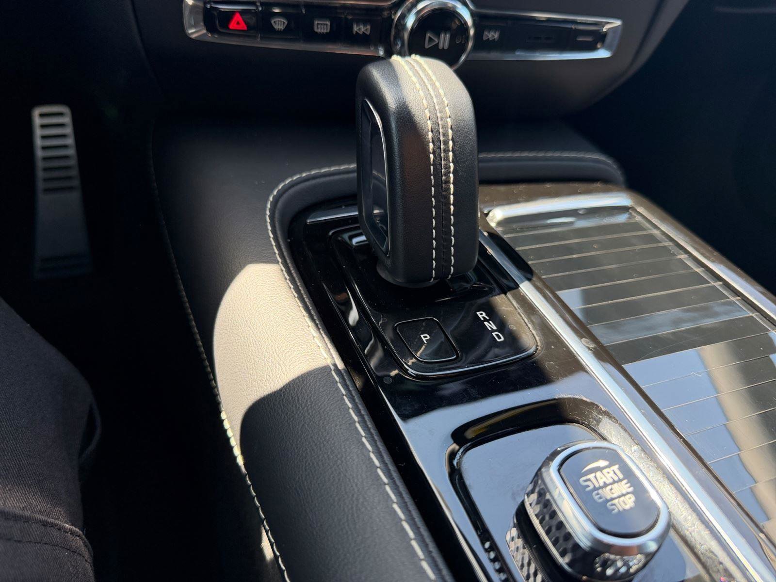 Used 2021 Volvo S60 T8 R-Design w/ Climate Package image 22