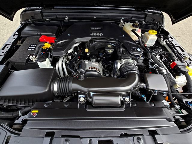 Certified 2021 Jeep Gladiator Willys image 25