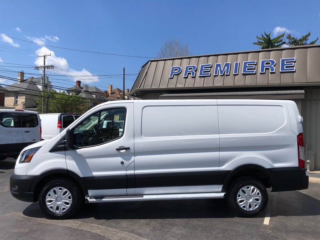 Used 2024 Ford Transit 250 Low Roof w/ Exterior Upgrade Package RWD image 2