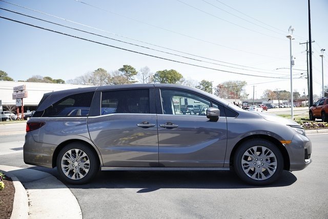 New 2026 Honda Odyssey Touring image 15