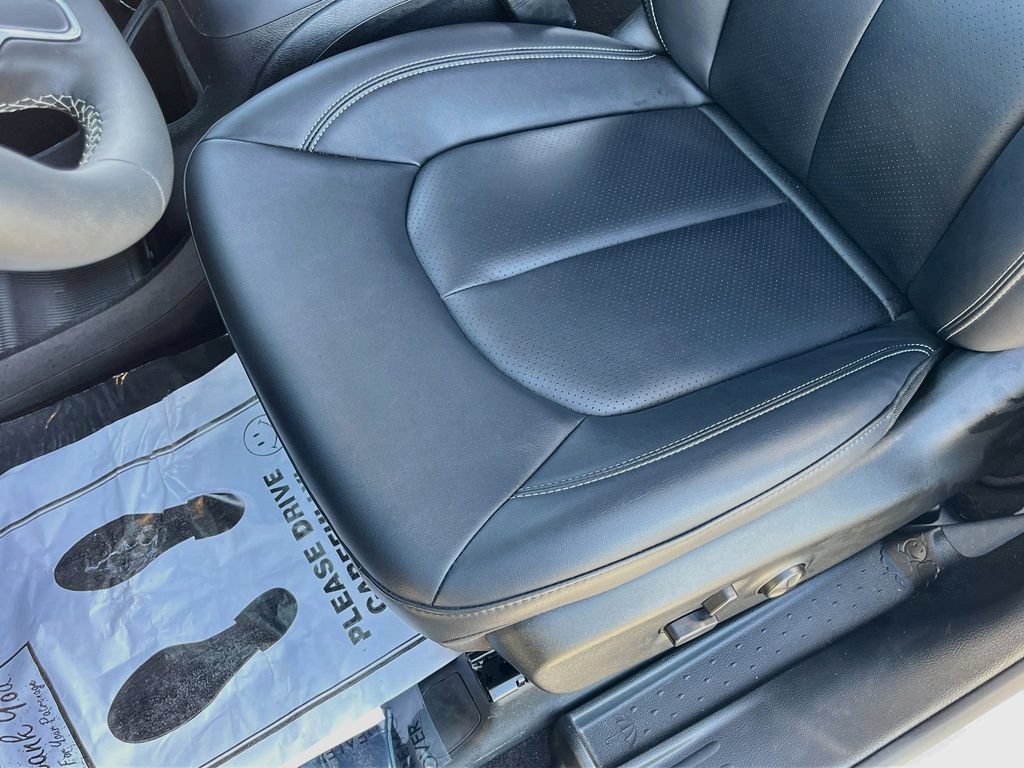 Certified 2026 Chrysler Pacifica Select FWD image 18