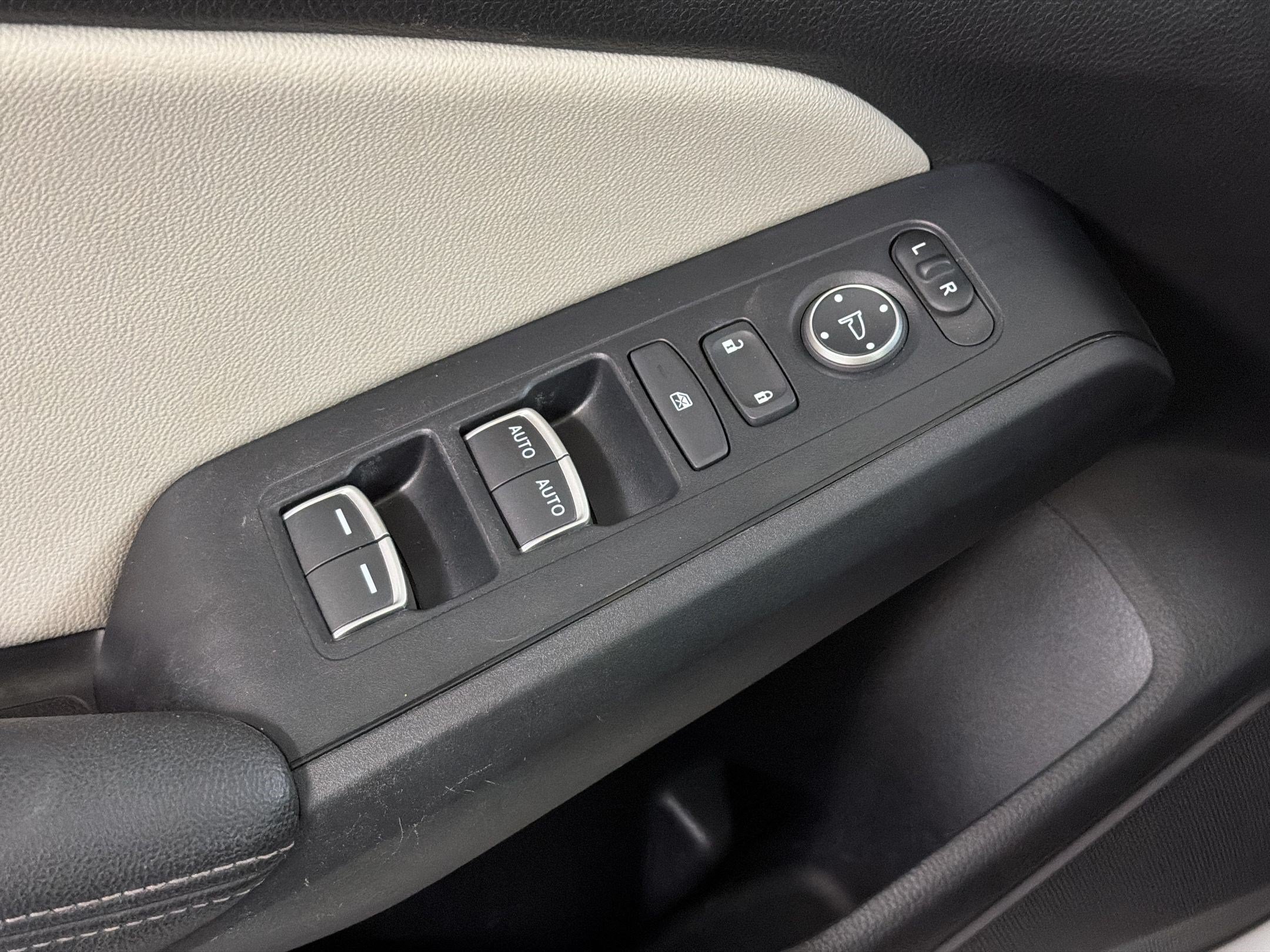 Certified 2024 Honda Civic EX-L image 12