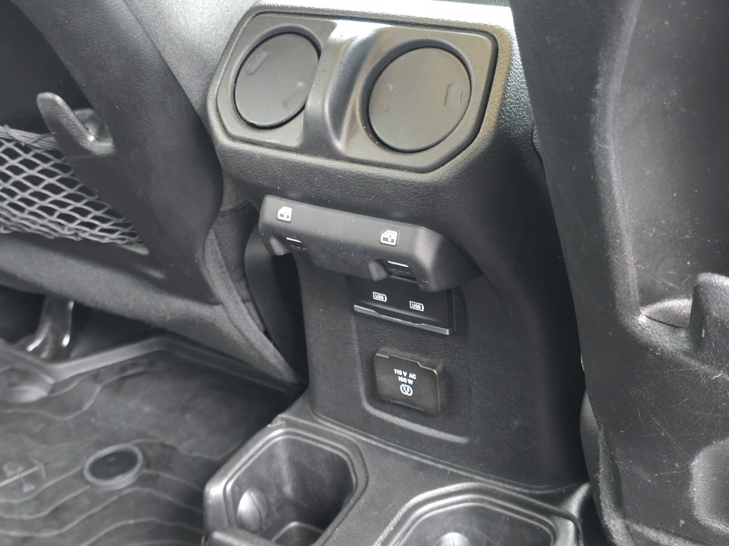 Used 2024 Jeep Wrangler Unlimited Rubicon w/ Safety Group image 32