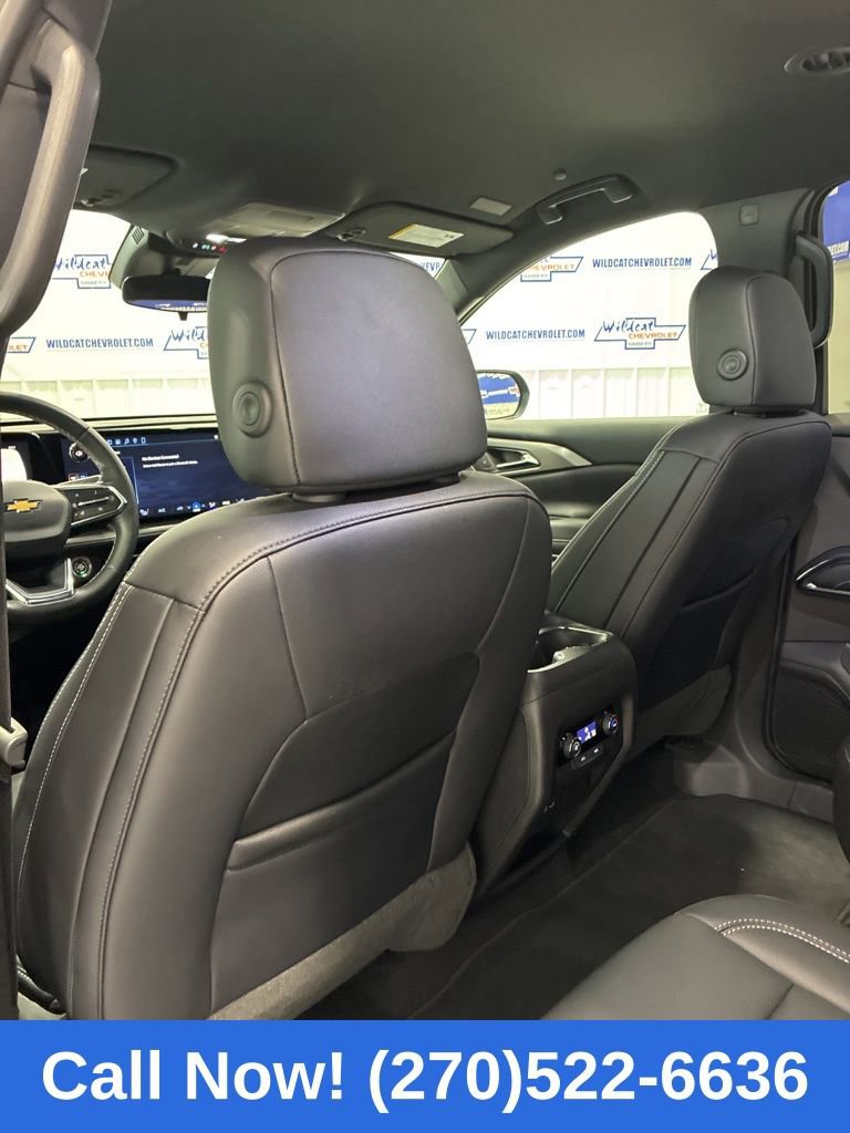 Used 2026 Chevrolet Traverse LT image 28