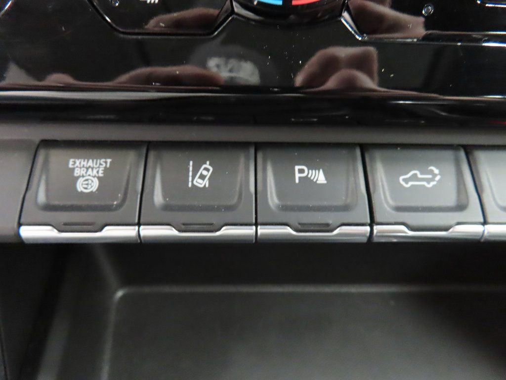 Used 2024 GMC Sierra 2500 Denali w/ Denali Reserve Package image 70