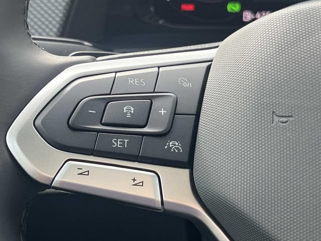 New 2026 Volkswagen Atlas Cross Sport SEL Premium R-Line AWD/4WD image 16