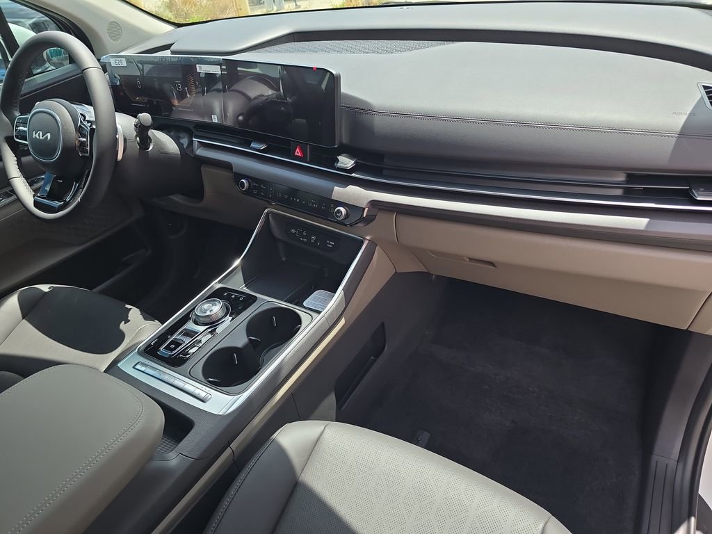 New 2026 Kia Carnival EX image 12