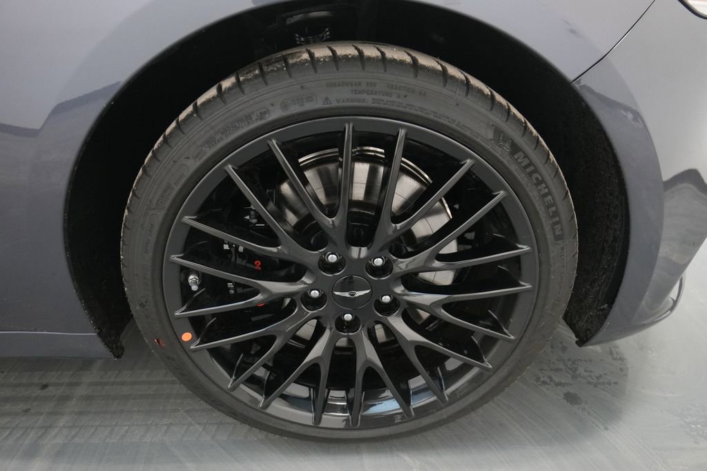 New 2026 Genesis G70 3.3T Prestige image 10