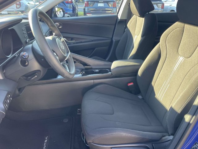 Used 2023 Hyundai Elantra Blue FWD image 15