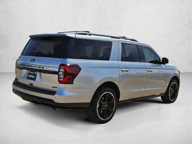 Used 2023 Ford Expedition Max Limited image 5