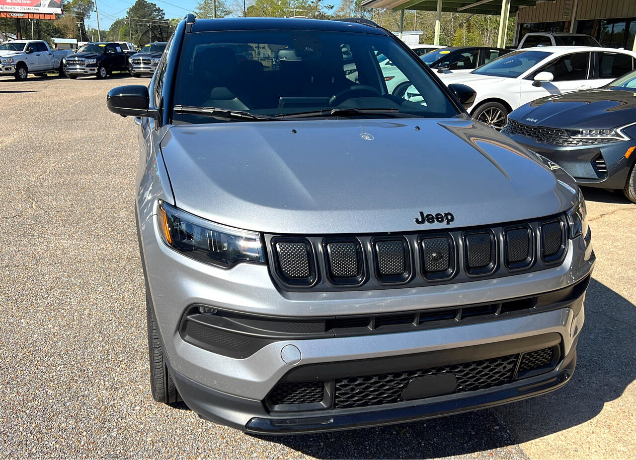 Used 2022 Jeep Compass Latitude w/ Sun and Sound Group image 4