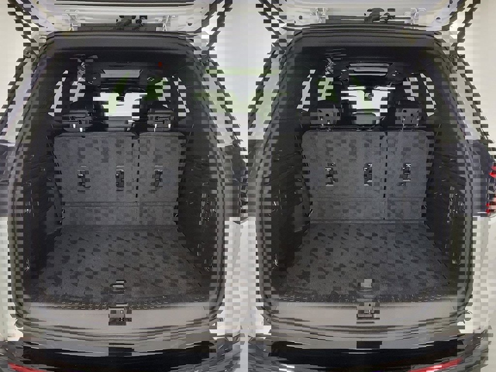 Used 2024 GMC Acadia Denali image 35