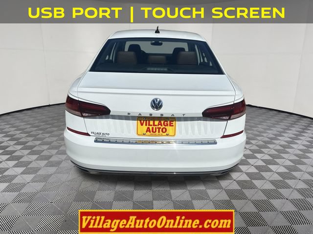 Used 2022 Volkswagen Passat 2.0T SE FWD image 3