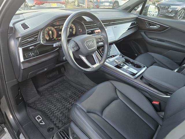 Used 2023 Audi Q7 3.0T Prestige w/ Prestige Package image 29
