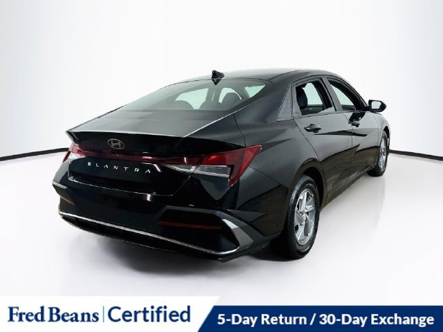 Certified 2024 Hyundai Elantra SE FWD image 10