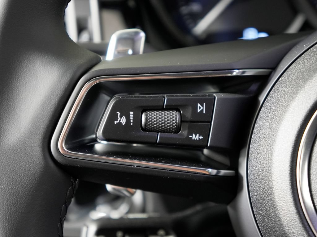 New 2026 Porsche Macan AWD/4WD image 23