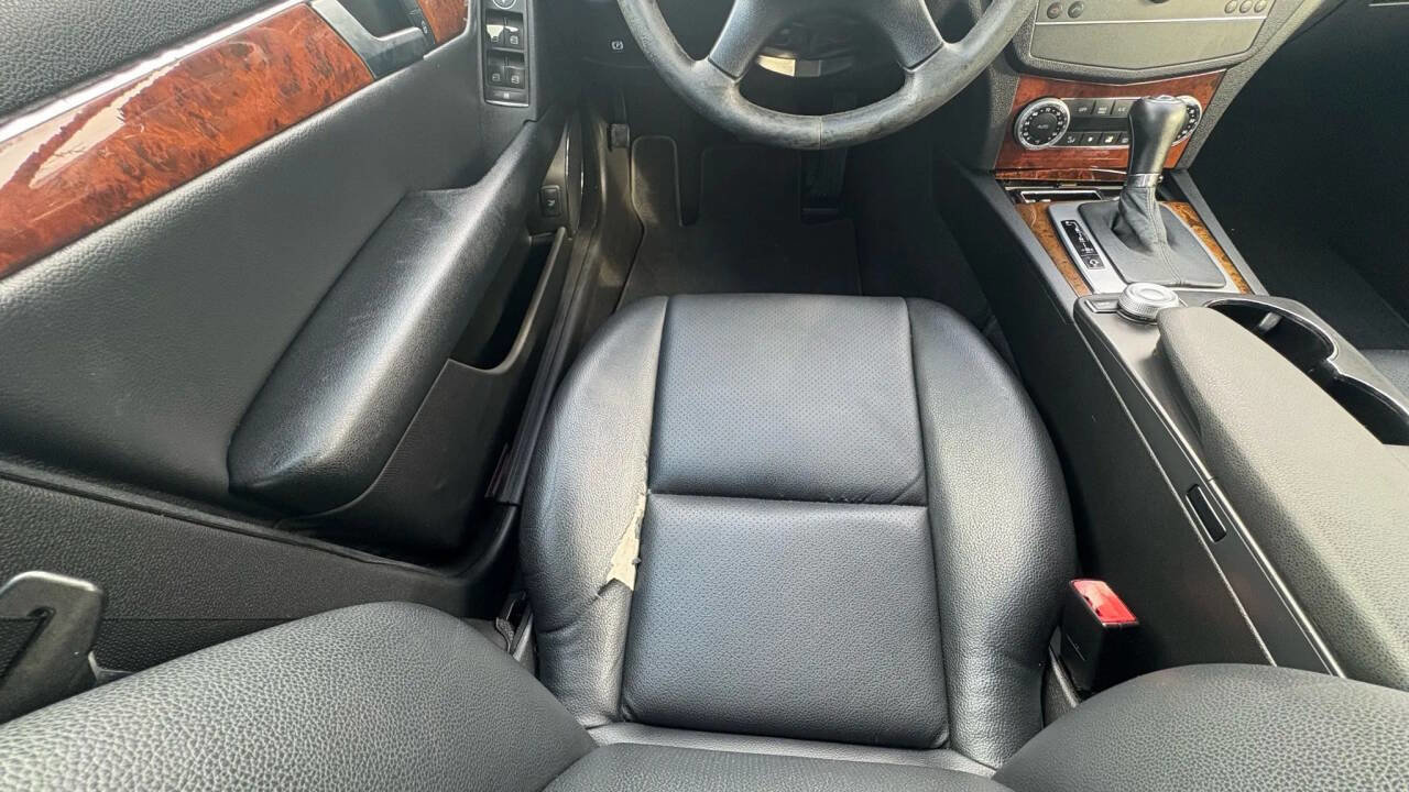 Used 2011 Mercedes-Benz C 300 Sedan image 11
