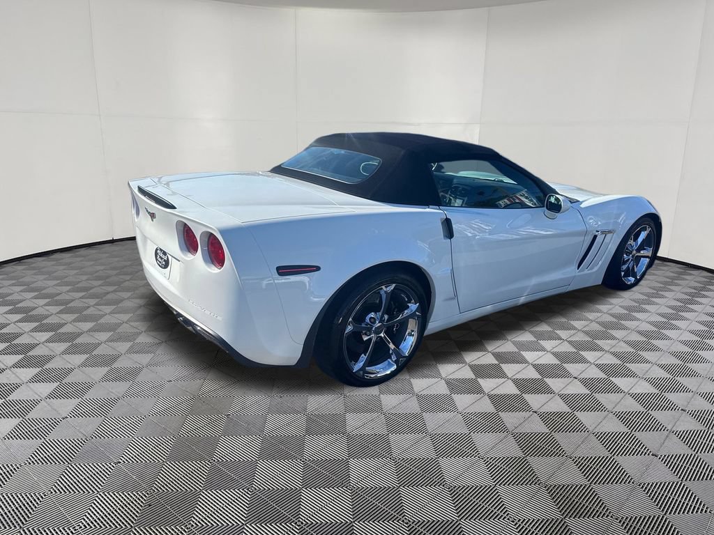 Used 2013 Chevrolet Corvette Grand Sport w/ 3LT Preferred Equipment Group RWD image 5