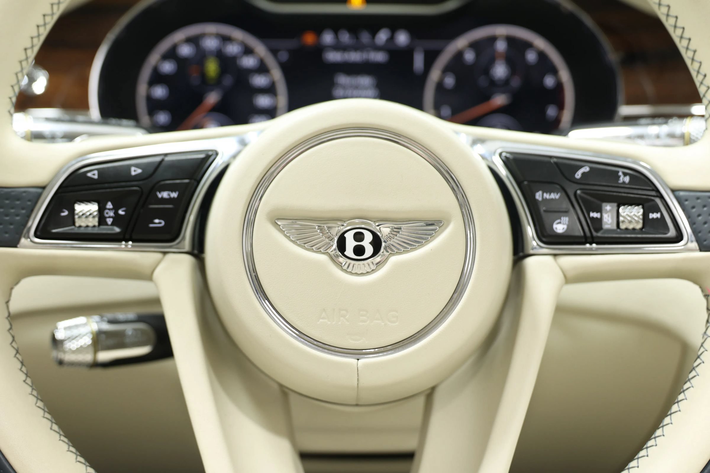 Used 2020 Bentley Flying Spur W12 w/ First Edition Specification AWD/4WD image 27