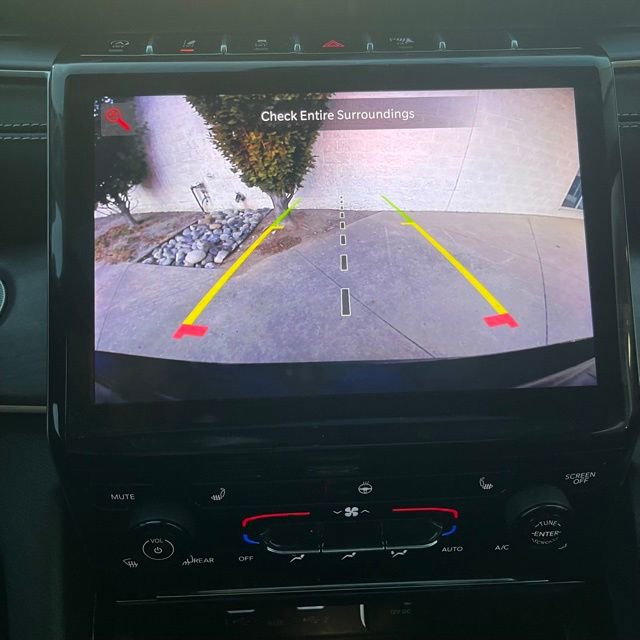 Used 2023 Jeep Grand Cherokee L Limited image 16